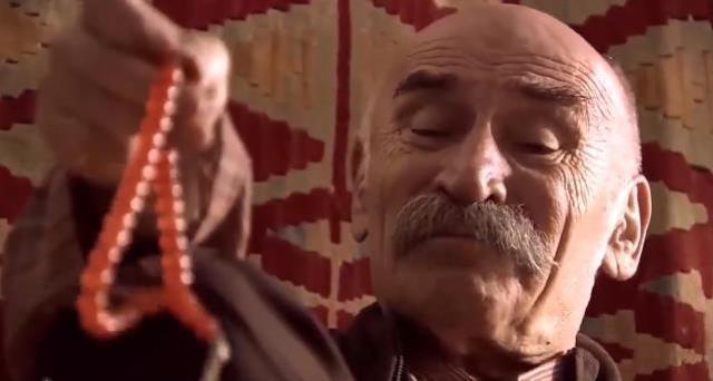 Fenerbahçelilerin hepsi Dinamo Kiev eşleşmesi sonrası efsane dizi Ezel'den aynı sahneyi paylaşıyor