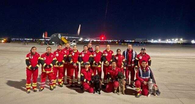 Meksika, 16 kahraman arama-kurtarma köpeğini Türkiye'ye gönderiyor