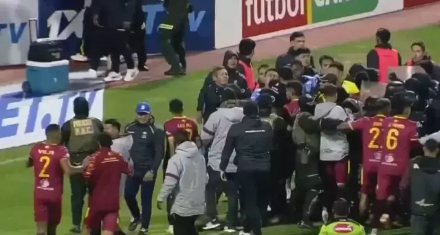 Kupa maçı savaş alanına döndü! Tam 17 kırmızı kart çıktı