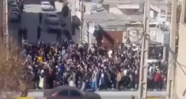 ABD'nin tehdidi İran'ın uykularını kaçırdı! İnterneti kestiler