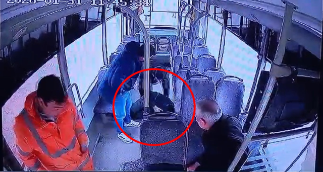 Otobüste epilepsi nöbeti geçirip koltuktan düşen yolcu öldü