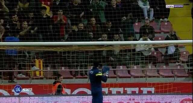 Altay Bayındır'ın Kayserispor tribününü mest eden konuşması ortaya çıktı: Hepimiz aileyiz