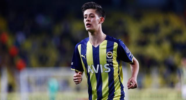 Fenerbahçe'nin genç yıldızı Arda Güler'in sözleşmesinde yer alan serbest kalma maddesindeki detay ortaya çıktı