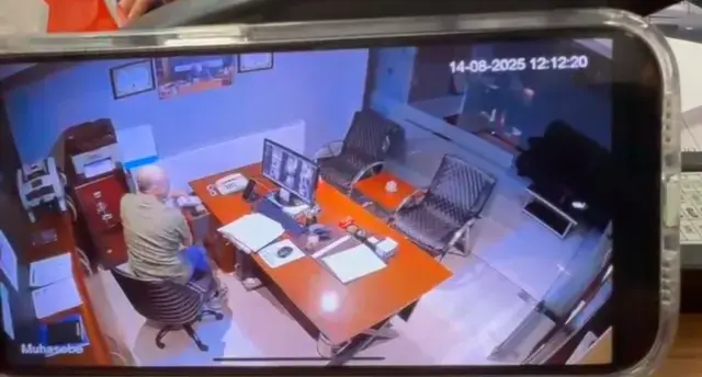 Muhasebeci 'Bankaya yatıracağım' diye çıktı, 70 bin 900 dolarla sırra kadem bastı