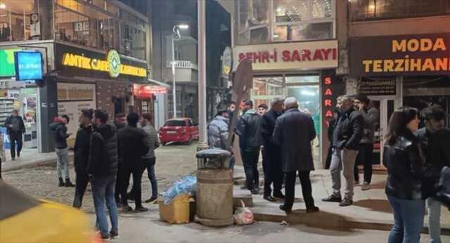 Hakkari'de peş peşe korkutan depremler