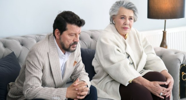 SİYAH KALP SON BÖLÜM İZLE | SHOW TV ekranı ile Siyah Kalp 31. bölüm izle tek parça full HD ve kesintisiz! Siyah Kalp'in son bölümünde ne oldu?