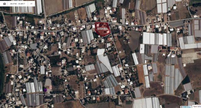 Bir kişinin arazisi hariç, tüm köye herkes hissedar