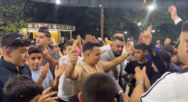 Nişan töreninden görüntü