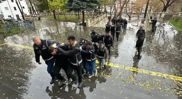 Liderliğini Barış Boyun'un yaptığı 'Daltonlar' çetesine 'Redkit' operasyonu! 13 şüpheli gözaltına alındı