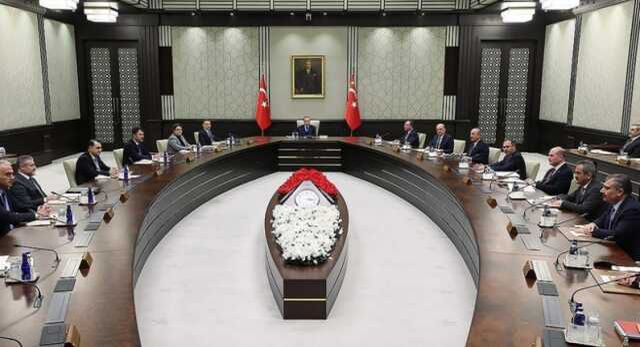 KABİNE TOPLANTISI'NDA ALINAN KARARLAR SON DAKİKA! Asgari ücret zammı belli oldu mu, ne kadar olacak?