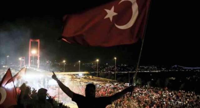 15 Temmuz ile ilgili anlamlı sözler! 15 Temmuz olayı nedir? 15 Temmuz'un önemi ne?