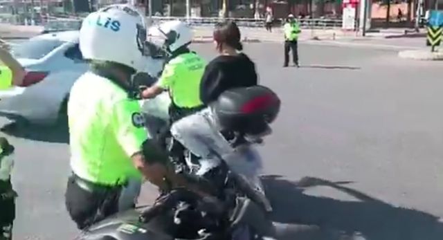 Kayseri'de KPSS Adaylarına Polis Desteği