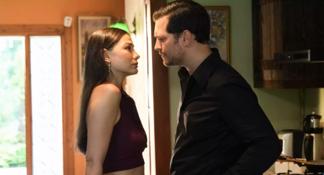 EŞREF RÜYA 12. BÖLÜM FULL İZLE | KANAL D ekranı ile Eşref Rüya yeni bölüm izle tek parça FULL HD ve kesintisiz izleme linki!