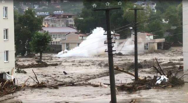 Son Dakika: Kastamonu'da bilanço ağırlaşıyor! Sel sularına kapılarak hayatını kaybedenlerin sayısı 4'e yükseldi