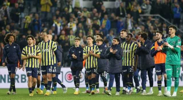 Takımı etrafına toplayan Jorge Jesus, Başakşehir maçı öncesi futbolcularına tek şart koştu