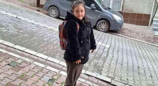 Aç gözlü servis şoförü yüzünden 12 yaşındaki bir çocuk okula gidemiyor