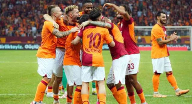DERBİ SAAT KAÇTA? Galatasaray-Beşiktaş maçı hangi kanalda, şifresiz mi?