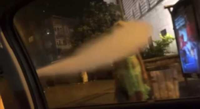 Fatih Çapa'da Kadınlara Yangın Tüpüyle Saldırı