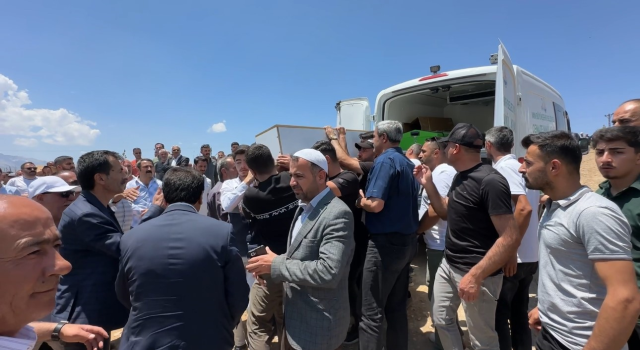 Kalaşnikoflu saldırıda öldürülen fenomen son yolculuğuna uğurlandı
