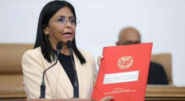 Maduro sonrası koltuğu devralmıştı! Trump'ın tehdit ettiği Rodriguez'den sürpriz hamle