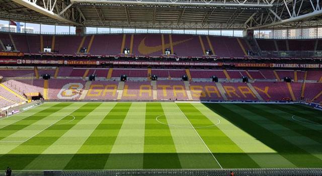 Galatasaray'dan ezeli rakiplerine tarihi fark! Kuveyt firmasından gelecek para taraftarı çılgına çevirecek