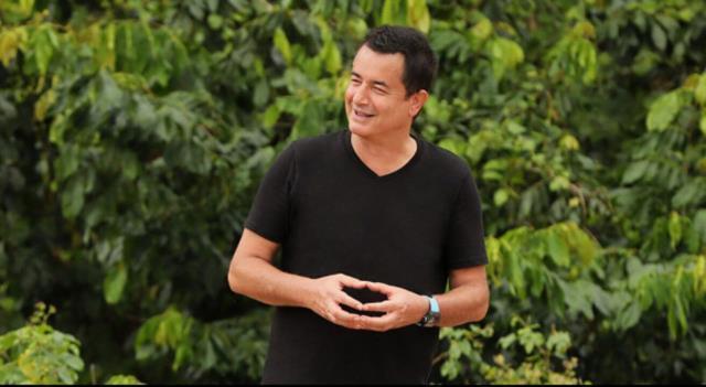 Survivor finalinin reklam arasında olanlar olmuş! Acun'un attırdığı imza İngiltere'yi salladı