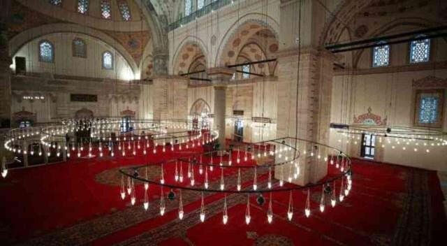 Cuma namazı kaç rekat? Cuma namazı nasıl kılınır? Diyanet'e göre Cuma namazı kılınışı!