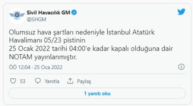 Kar yağışı nedeniyle İstanbul Havalimanı'nda iniş kalkışların iptali saat 13.00'e kadar uzatıldı