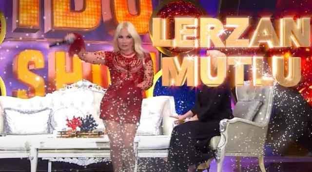 Lerzan Mutlu kimdir? Lerzan Mutlu evli mi, kiminle evli? Lerzan Mutlu kaç yaşında, nereli? Lerzan Mutlu şarkıları!