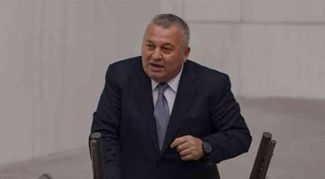 DP'li Cemal Enginyurt'tan okul müdürünün cenazesinde konuşan müftüye sert tepki: Bir Türk'ü sevmediniz