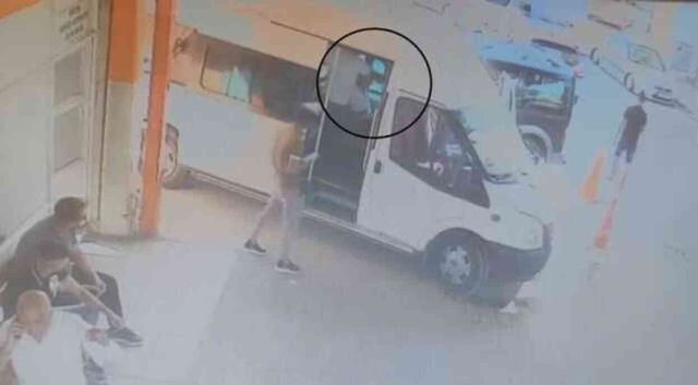 Yolcu ile şoför arasında 'Lan' kavgası! 9 yerinden ısırıp kulağını koparttı