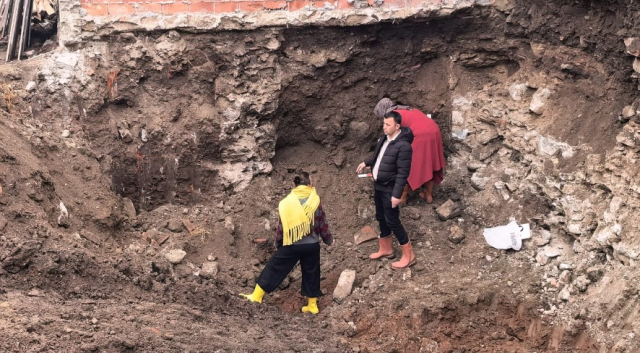 Site inşaatında topraktan çıkanları görenler gözlerine inanamadı