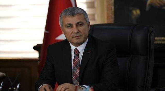 Son Dakika: Bakan Pakdemirli: 8 ilimizde orman yangını var, kontrol altına almamız zaman alabilir