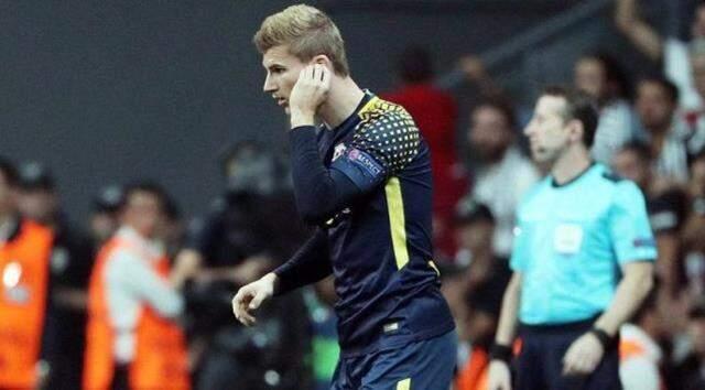 Beşiktaş taraftarı, ıslıklarıyla Dortmund'u sağır etti! Alman takımları İstanbul'da kabus yaşıyor