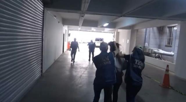 Türkiye'den kaçmaya çalışırken yakalanan HDP'li Semra Güzel adliyeye sevk edildi