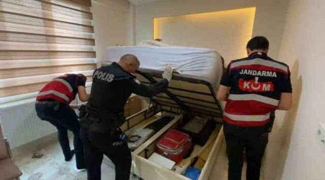 Vatandaşları cezaevinden tahliye vaadiyle dolandırdılar! 1'i avukat 9 kişi tutuklandı