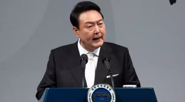 Güney Kore'de darbe mi oldu? SON DAKİKA!