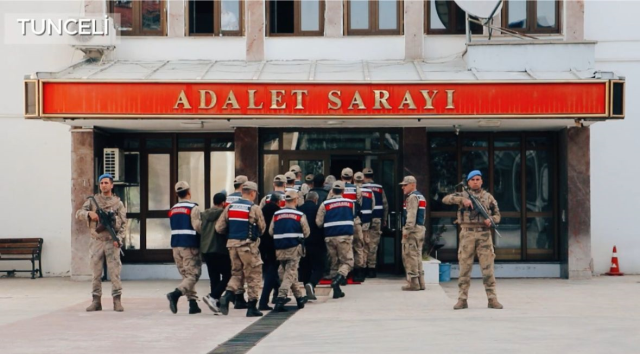 Define haritası çizip, gömdükleri sahte heykelleri buldurarak dolandırdılar
