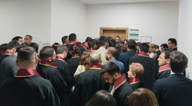 CHP kurultay iptali davası başladı! Çıkacak karara ilişkin 3 olasılık var