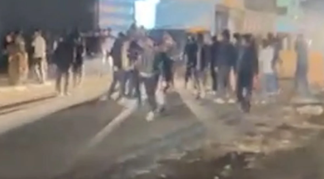 Aile kavgaları kenti savaş alanına çevirdi! 17 kişi yaralandı, ekipler alarma geçti