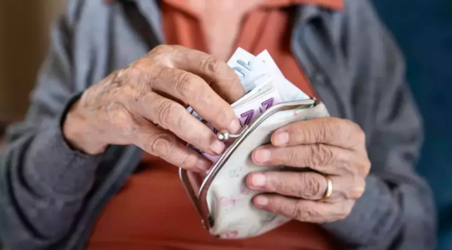 650 bin kişinin emekliliği iptal mi edildi? SGK'dan a&ccedil;ıklama var