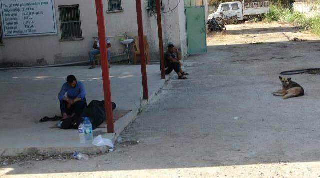 Acılı babanın kanalda boğulan 17 yaşındaki oğluna son bakışı yürek dağladı