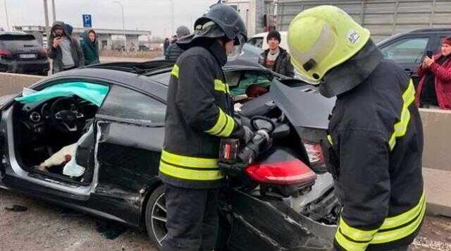 Yeni takımına imza atan talihsiz futbolcu, eşinin ölüm haberiyle sarsıldı