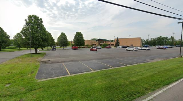 Kadın beden eğitimi öğretmeninin arabanın içinde öğrencisiyle 8 kez ilişkiye girdiği ortaya çıktı