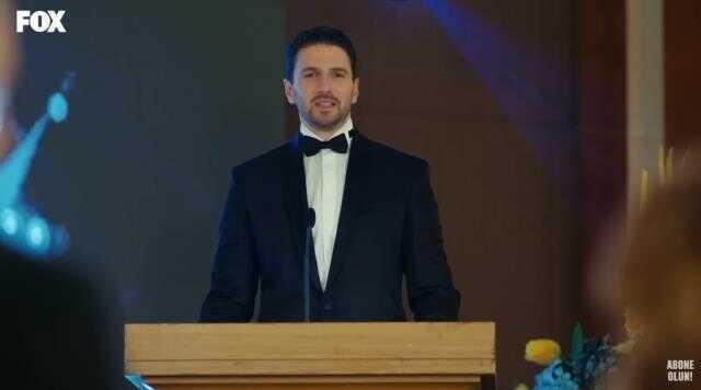 Yasak Elma'da yine kürsü yine intikam! Selim, herkesin için Kumru'nun yalanını ortaya çıkardı