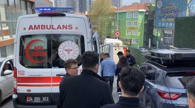 Kadıköy'de güvenlik, tadilattaki hastaneye izinsiz giren kişiyi vurdu
