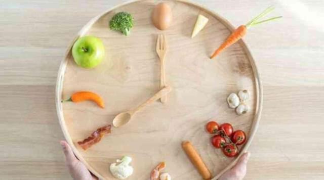 Açlık diyeti nasıl yapılır? Açlık diyetinde ne yenir?