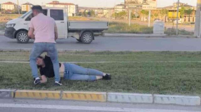 Eski eşine yol ortasında kabusu yaşattı! Ağlayarak yalvaran kadını yerde sürükledi