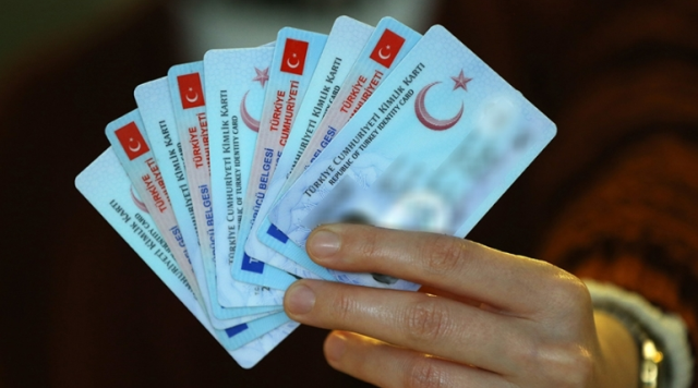 EHLİYET YENİLEME UZATILDI MI? Sürücü belgesi yenileme ne zamana kadar yapılmalı?
