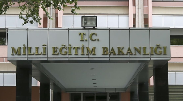 Okullar ne zaman açılacak 2025? Uyum haftası hangi tarihte başlıyor?